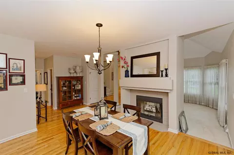 12 Devon Ct, Voorheesville, NY 12186 photo 7