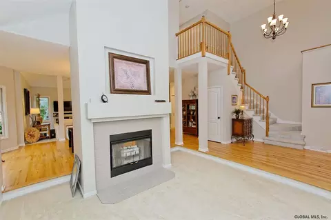 12 Devon Ct, Voorheesville, NY 12186 photo 4