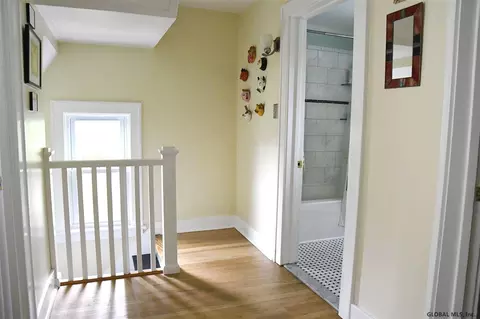 24 Steers Ave, Schenectady, NY 12304 photo 18