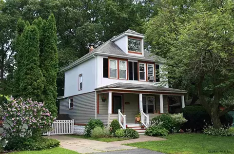 24 Steers Ave, Schenectady, NY 12304 photo 2