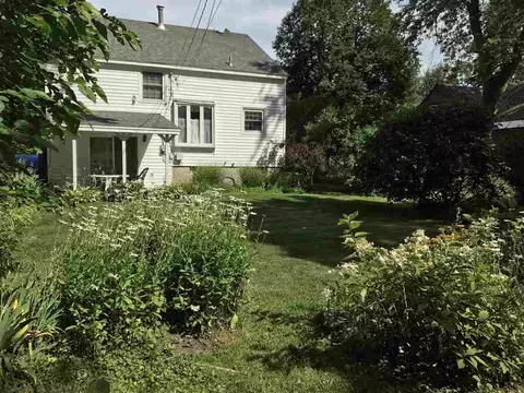 1271 Keyes Ave, Schenectady, NY 12309 photo 2