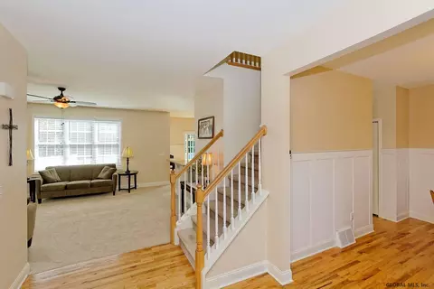 36 Chester Dr, Waterford, NY 12188 photo 4