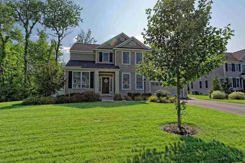 36 Chester Dr, Waterford, NY 12188 photo 2