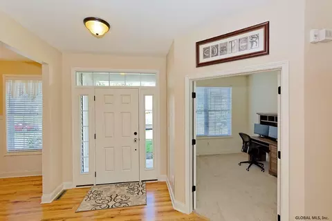 36 Chester Dr, Waterford, NY 12188 photo 3