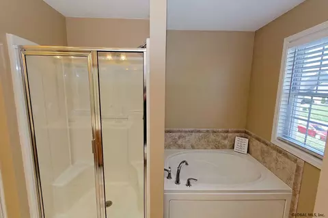 36 Chester Dr, Waterford, NY 12188 photo 17