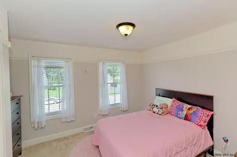 36 Chester Dr, Waterford, NY 12188 photo 19