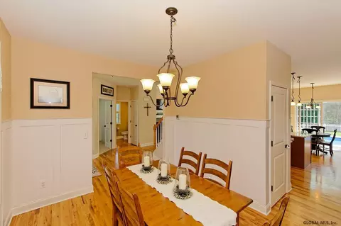 36 Chester Dr, Waterford, NY 12188 photo 5