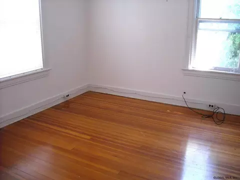 1036 Eastern Ave, Schenectady, NY 12308 photo 19