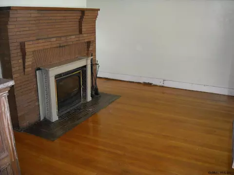 1036 Eastern Ave, Schenectady, NY 12308 photo 4