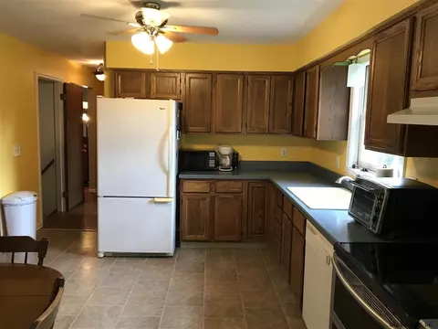 135 Maple Ln, Valatie, NY 12184 photo 4
