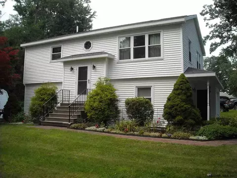 3368 Ralph St, Schenectady, NY 12304 photo 1
