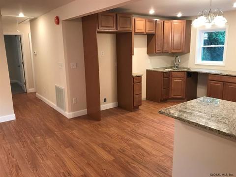 427 Chiswell Rd, Schenectady, NY 12304 photo 16