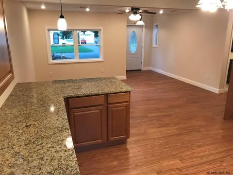 427 Chiswell Rd, Schenectady, NY 12304 photo 19