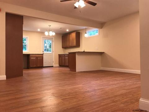 427 Chiswell Rd, Schenectady, NY 12304 photo 17