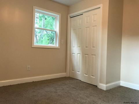 427 Chiswell Rd, Schenectady, NY 12304 photo 7