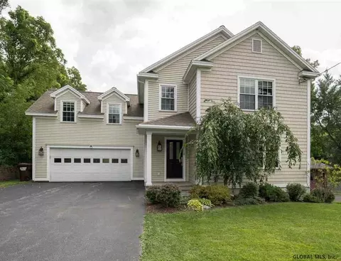 49 Mccormack Rd, Slingerlands, NY 12159 photo 1
