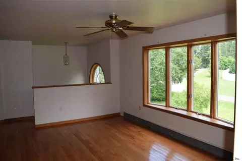 23 Yale Ave, Slingerlands, NY 12159 photo 5