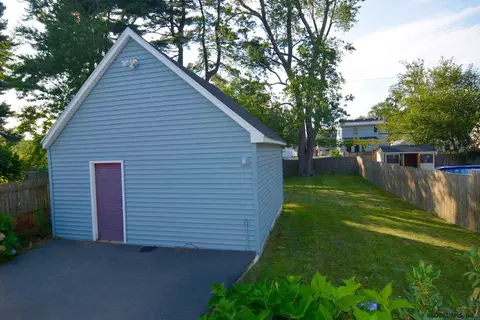 15 Marshall Ave, Schenectady, NY 12304 photo 20
