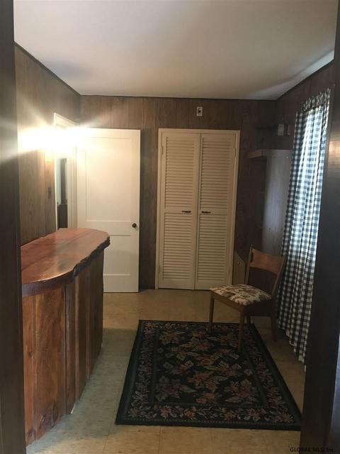 1014 Wayne Rd, Schenectady, NY 12303 photo 6
