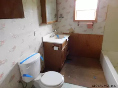 212 Reservoir Rd, Fonda, NY 12068 photo 6