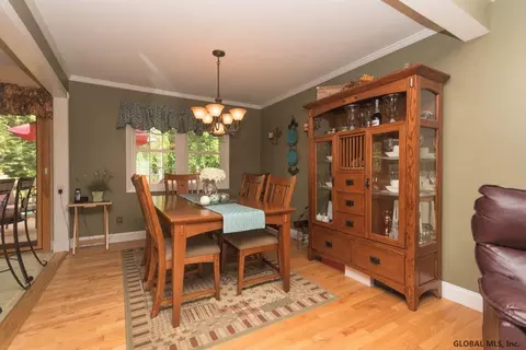 72 Mcguffey Ln, Delmar, NY 12054 photo 5