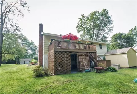72 Mcguffey Ln, Delmar, NY 12054 photo 19