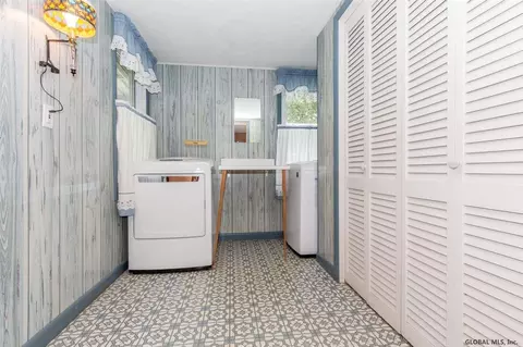 2181 Central Ave, Schenectady, NY 12304 photo 8