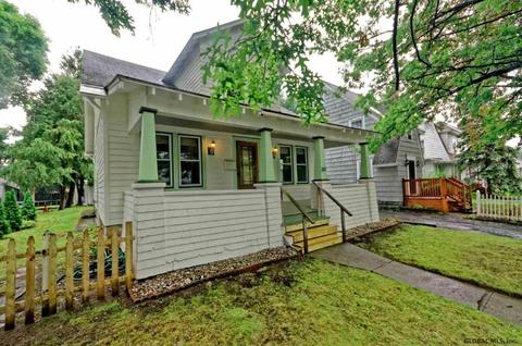 749 Decamp Ave, Schenectady, NY 12309 photo 3
