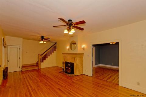749 Decamp Ave, Schenectady, NY 12309 photo 7