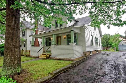749 Decamp Ave, Schenectady, NY 12309 photo 2