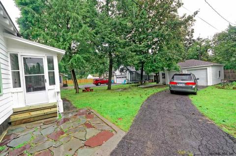 749 Decamp Ave, Schenectady, NY 12309 photo 21