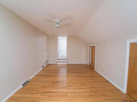 929 E Pine Hill Dr, Schenectady, NY 12303 photo 25