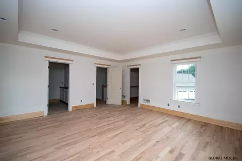27 Leonard Pl, Delmar, NY 12054 photo 10