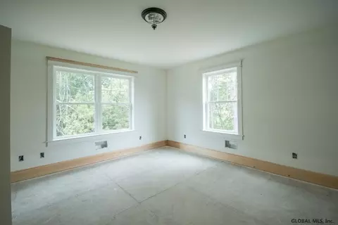 27 Leonard Pl, Delmar, NY 12054 photo 18