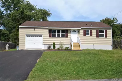 67 Jones Dr, Schenectady, NY 12309 photo 1