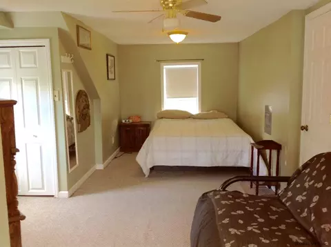 106 3rd St, Saratoga Springs, NY 12866 photo 12