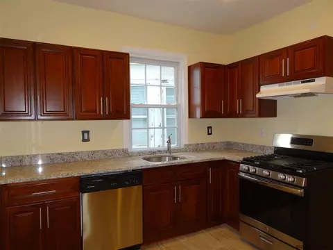 1052 Eastern Ave, Schenectady, NY 12308 photo 16