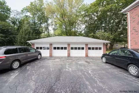 9 Kensington Ct #. 2, Delmar, NY 12054 photo 17