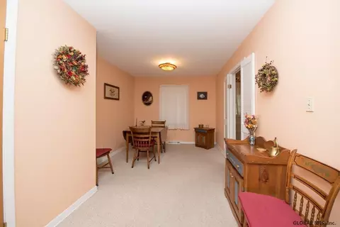 9 Kensington Ct #. 2, Delmar, NY 12054 photo 5