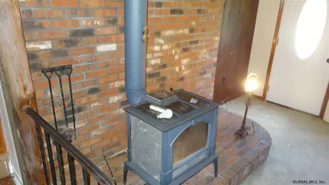 2518 Third Ave, Schenectady, NY 12303 photo 9