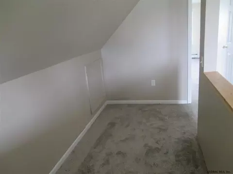 615 Shellstone Rd, Amsterdam, NY 12010 photo 3