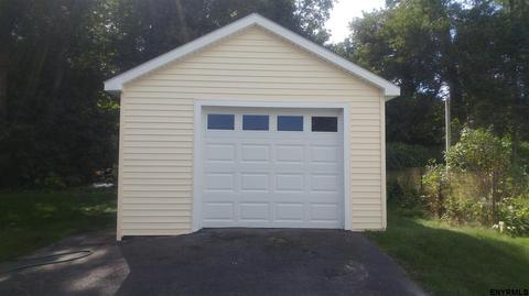116 Pershing Dr, Schenectady, NY 12302 photo 2