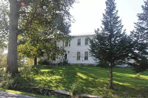33 Niles Rd, Eagle Bridge, NY 12057 photo 2