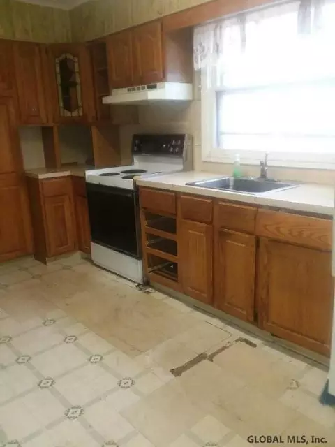 1208 Sumner Ave, Schenectady, NY 12309 photo 7