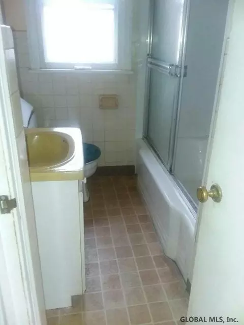 1208 Sumner Ave, Schenectady, NY 12309 photo 9