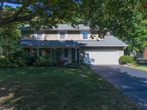 29 Fairway Ave, Delmar, NY 12054 photo 1