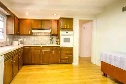 29 Fairway Ave, Delmar, NY 12054 photo 8