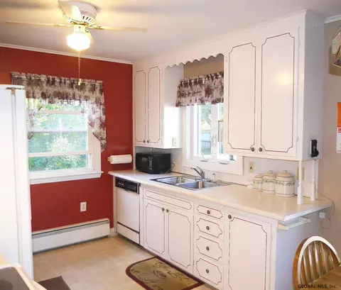 3 Hill Ave, Corinth, NY 12822 photo 11