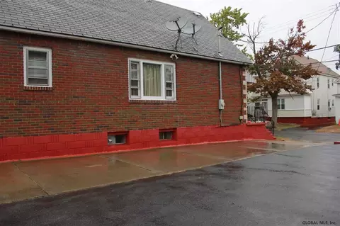 1210 Webster St, Schenectady, NY 12303 photo 22