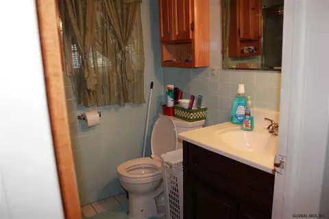 1210 Webster St, Schenectady, NY 12303 photo 9